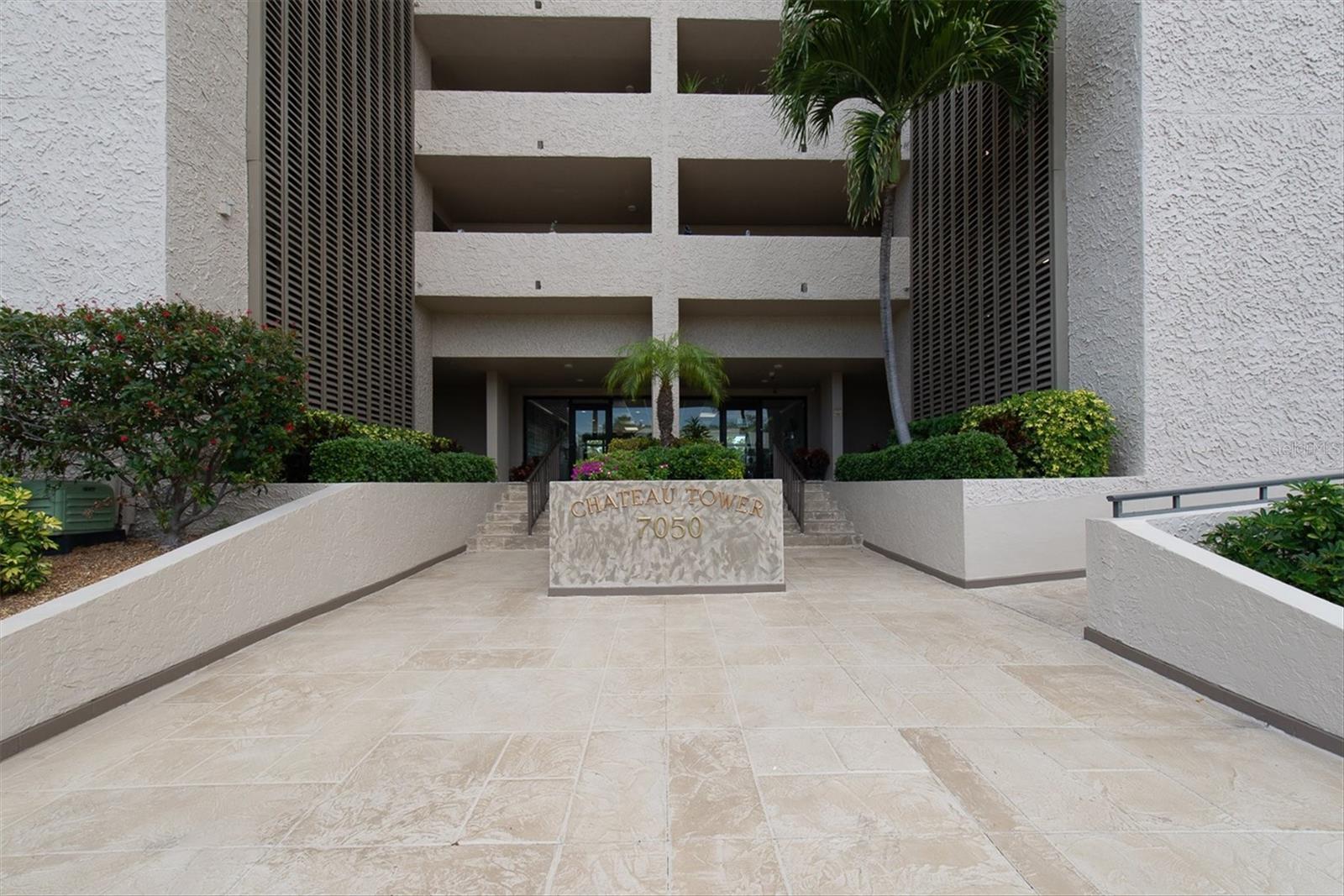 7050 SUNSET DR S #302, SOUTH PASADENA, FL, 33707