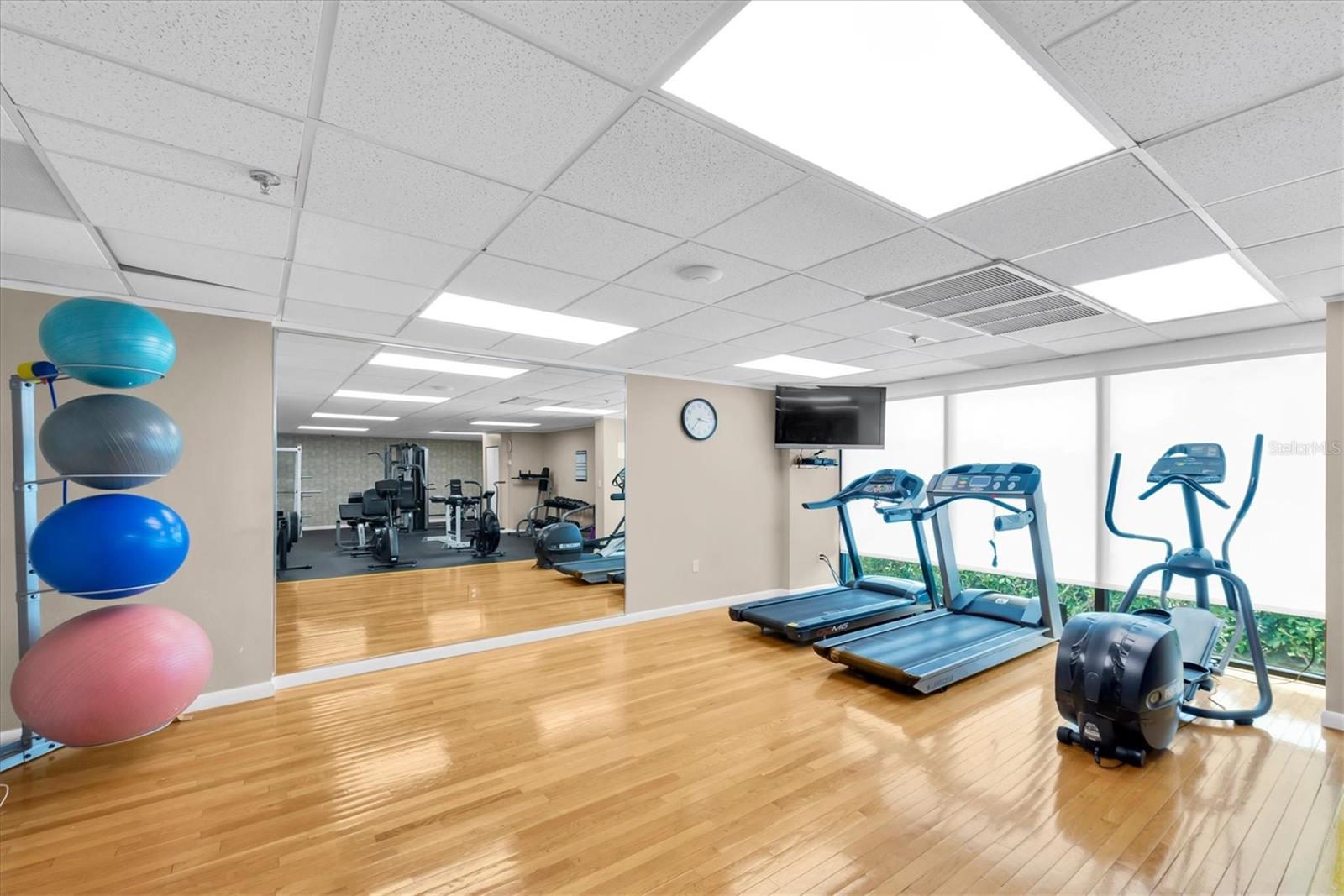 7050 SUNSET DR S #302, SOUTH PASADENA, FL, 33707
