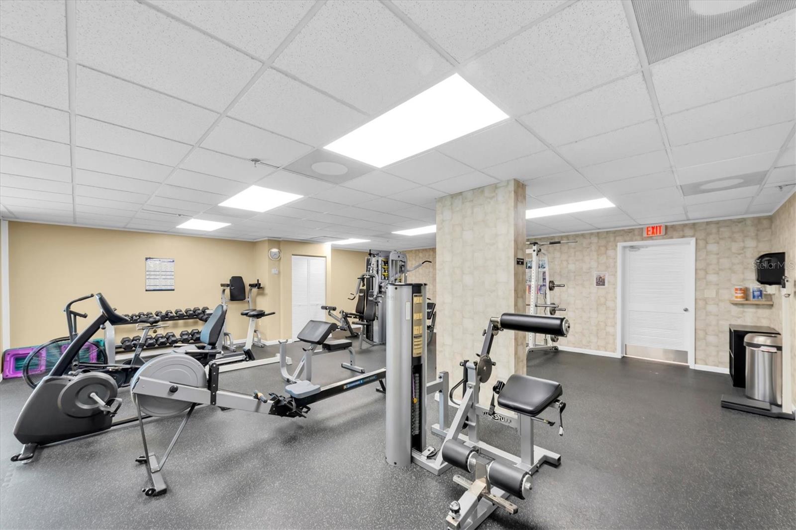 7050 SUNSET DR S #302, SOUTH PASADENA, FL, 33707