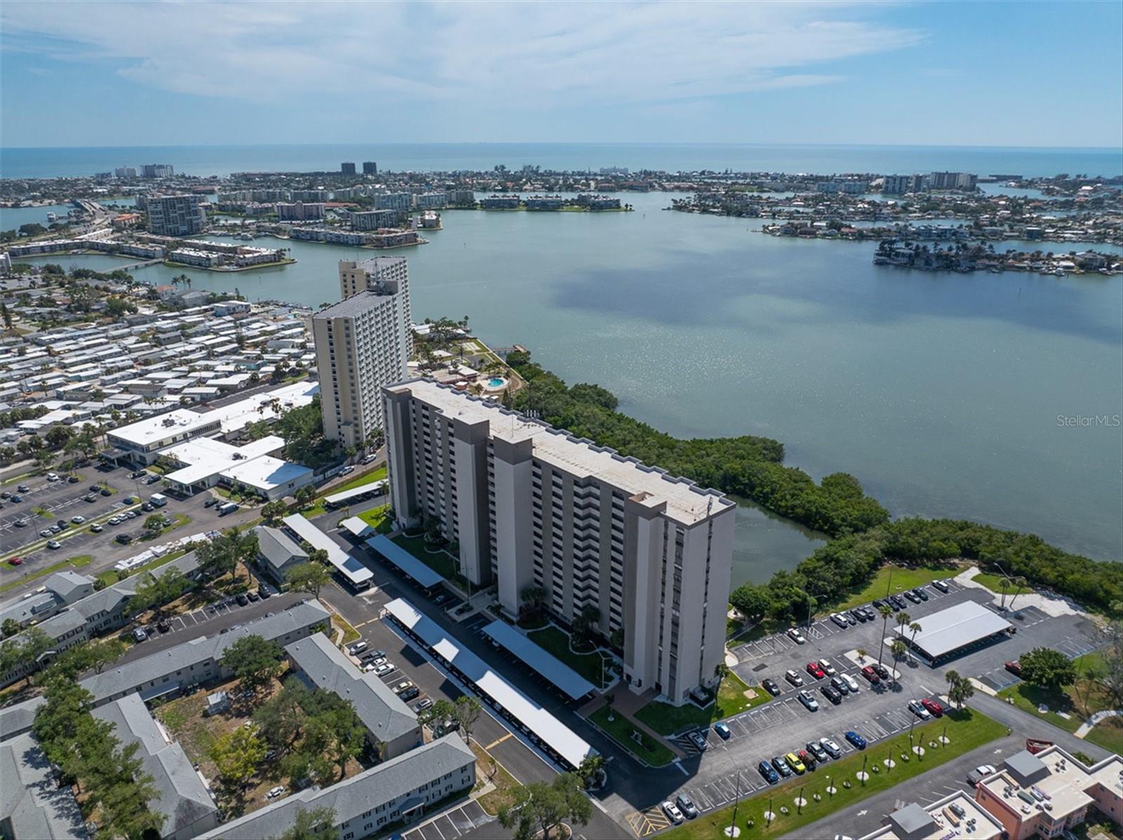 7050 SUNSET DR S #302, SOUTH PASADENA, FL, 33707