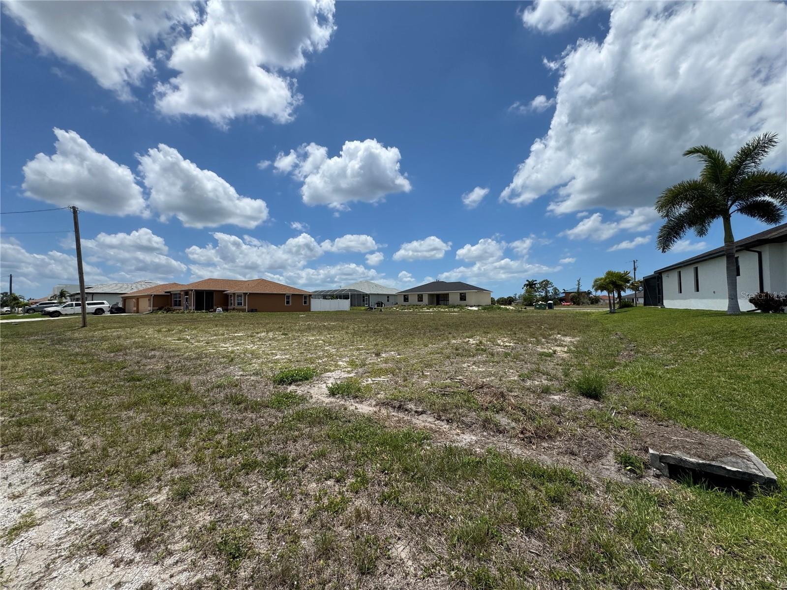 2018 NW 33RD AVE, CAPE CORAL, FL, 33993