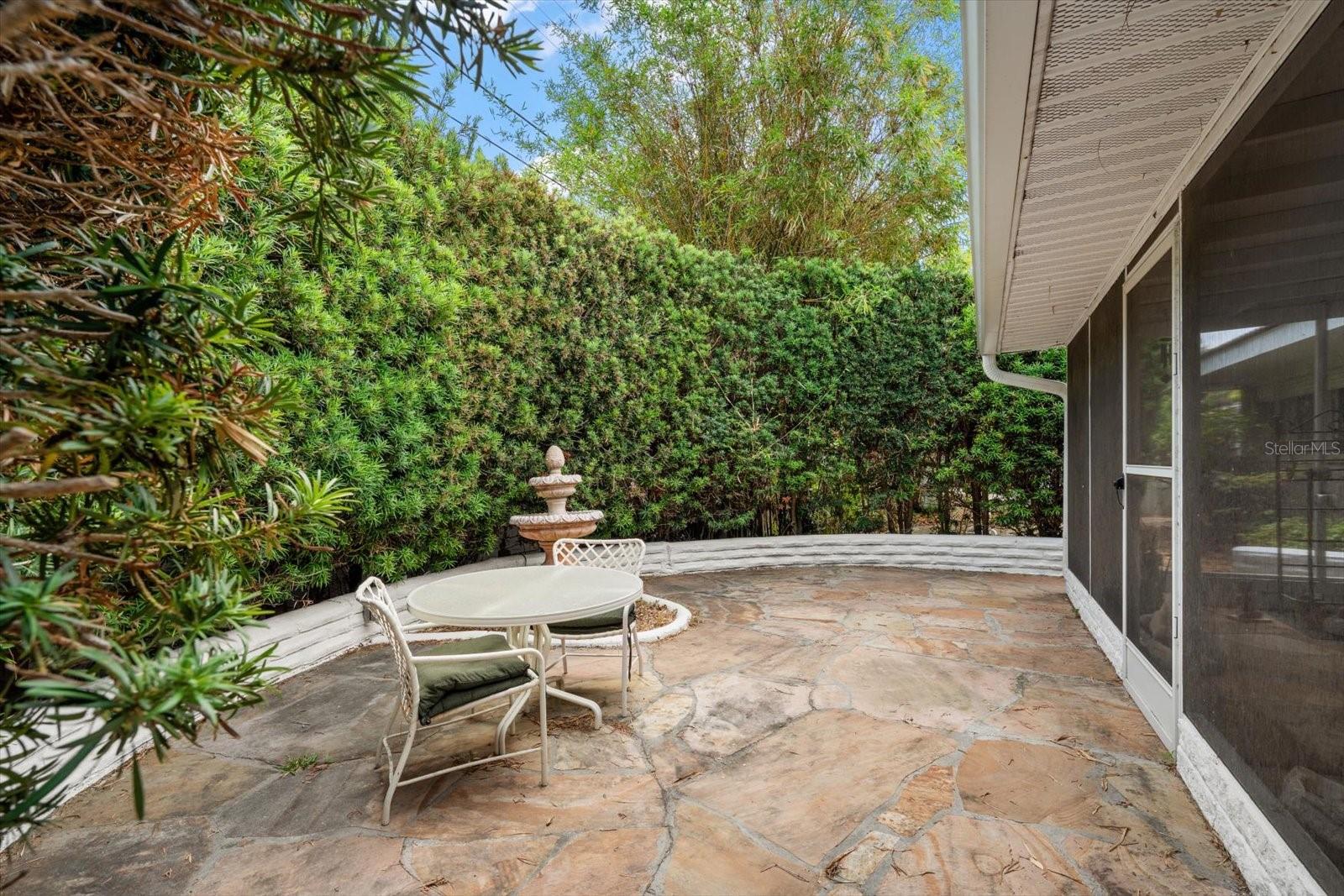 109 PONCE DE LEON BLVD, BELLEAIR, FL, 33756