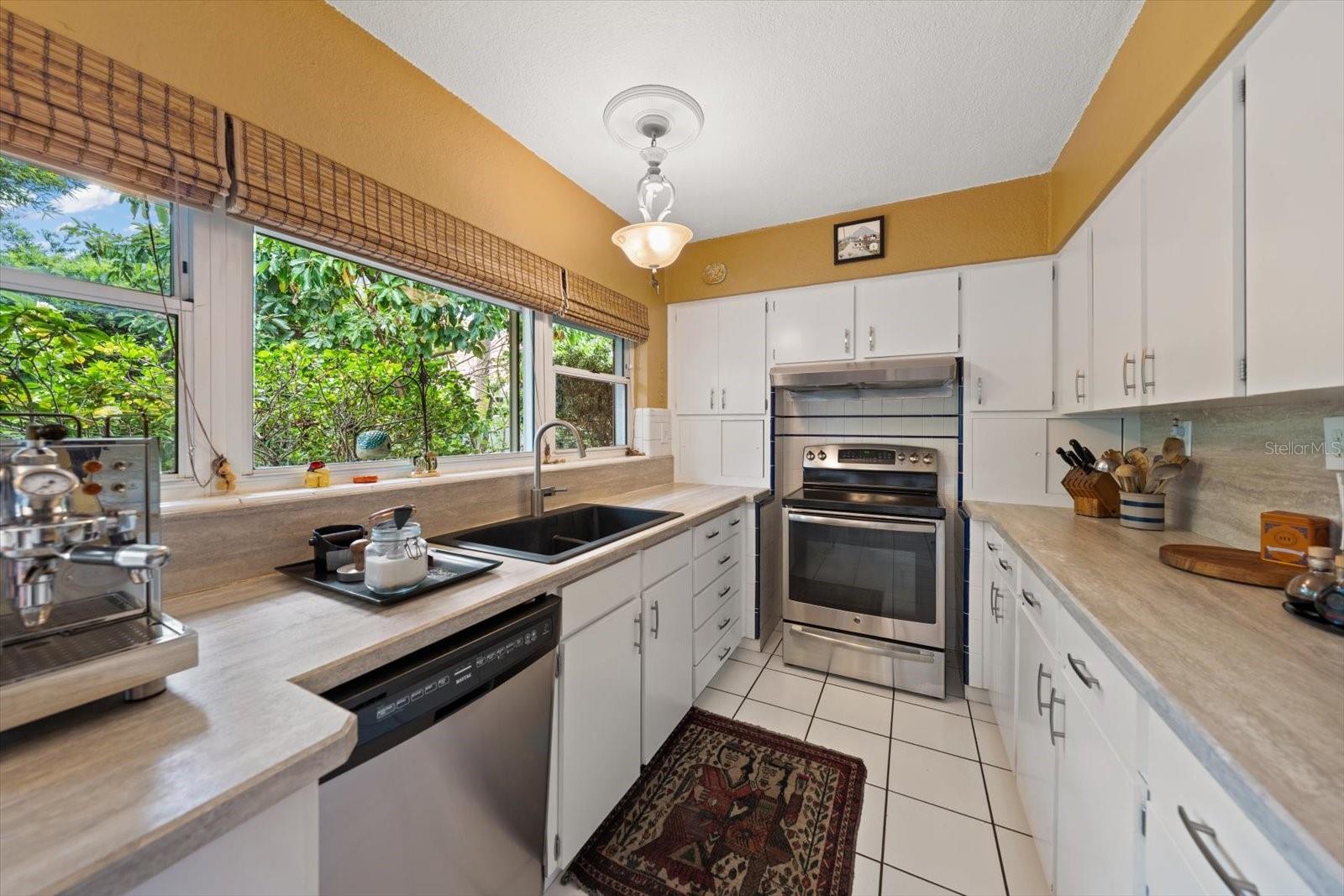109 PONCE DE LEON BLVD, BELLEAIR, FL, 33756