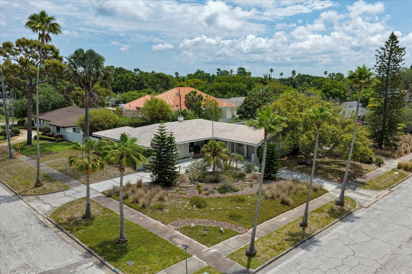 109 PONCE DE LEON BLVD, BELLEAIR, FL, 33756