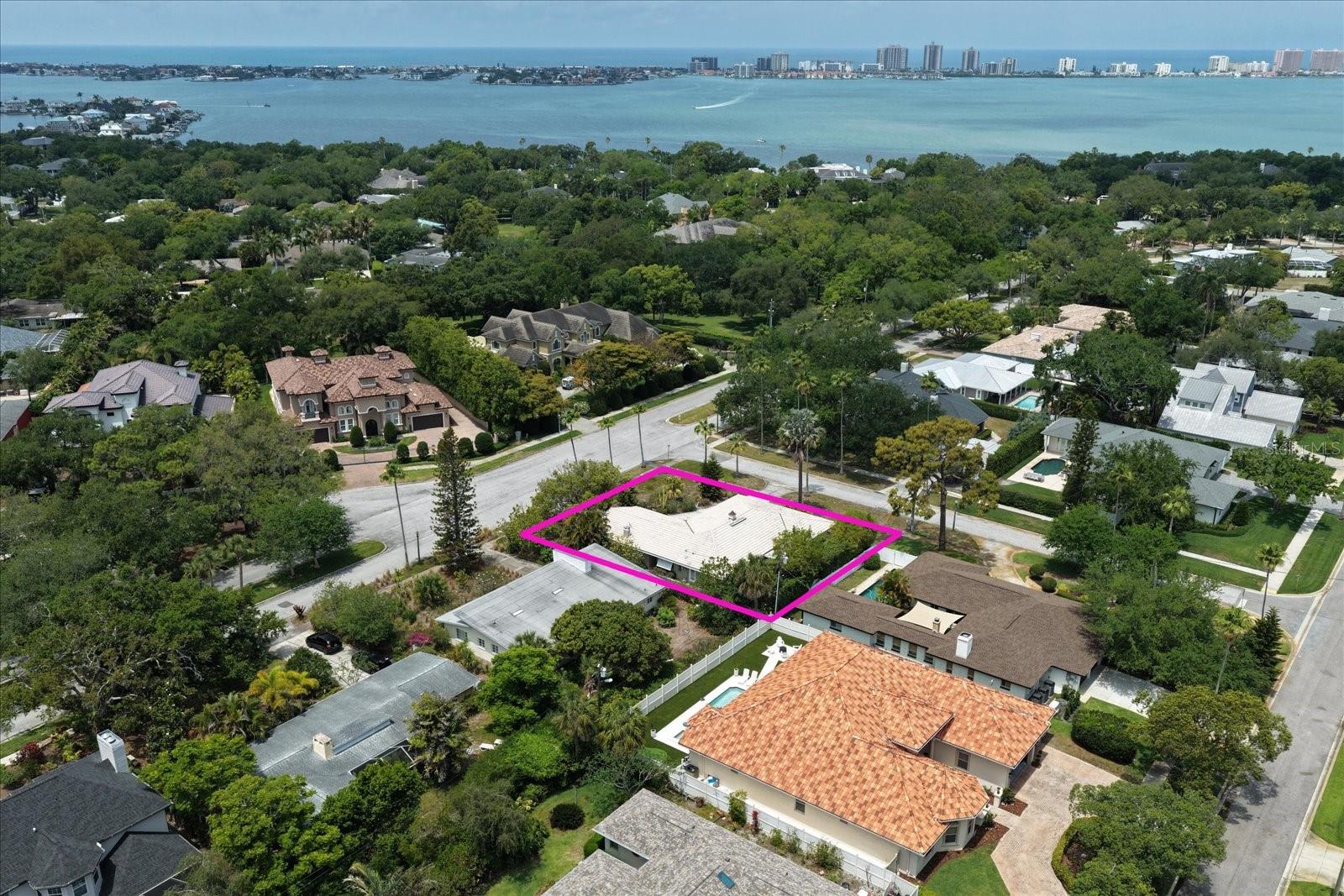 109 PONCE DE LEON BLVD, BELLEAIR, FL, 33756