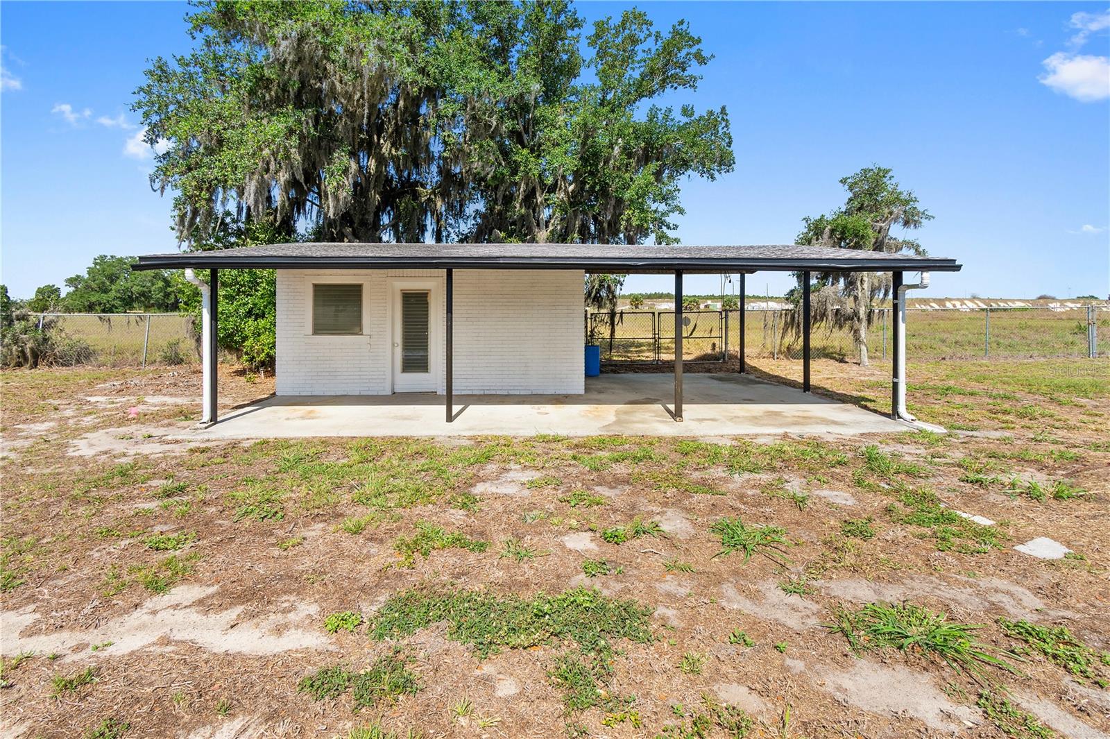2425 BURNS AVE, LAKE WALES, FL, 33898