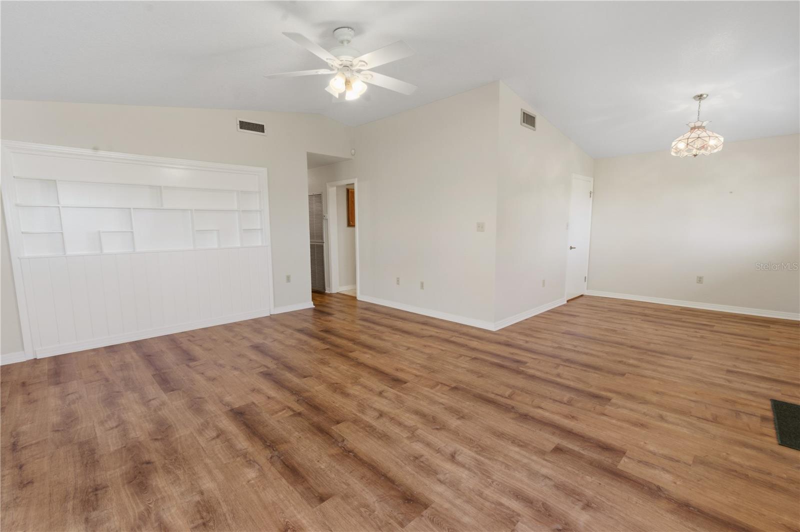2425 BURNS AVE, LAKE WALES, FL, 33898