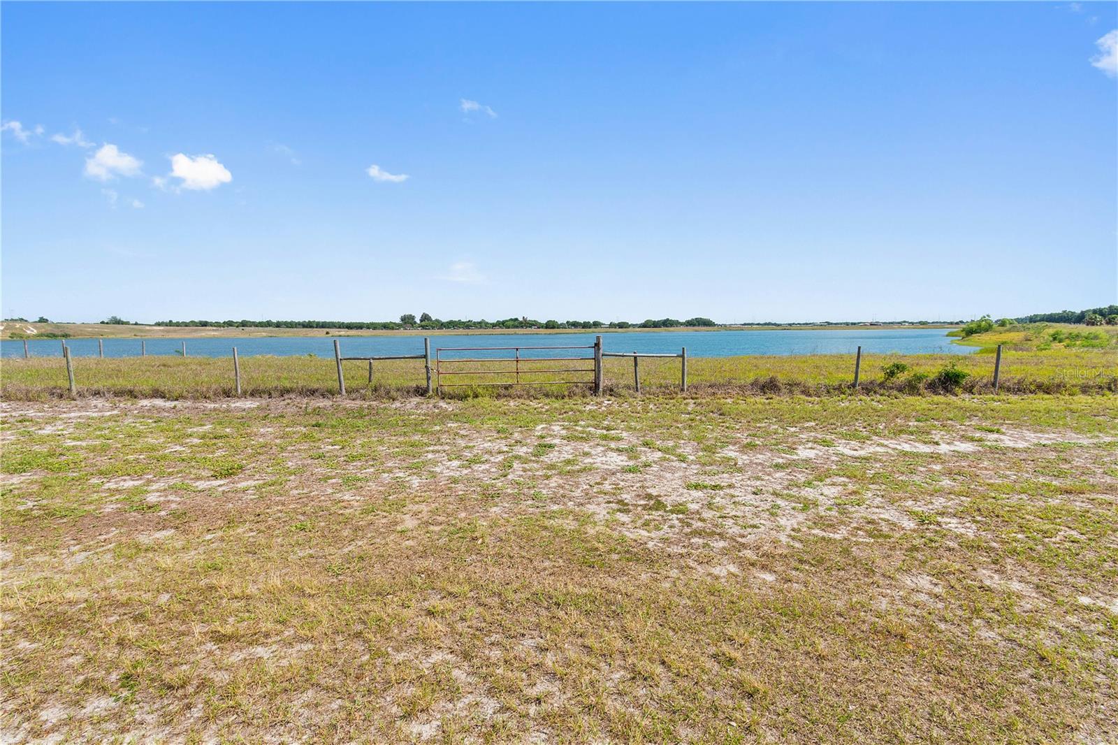 2425 BURNS AVE, LAKE WALES, FL, 33898