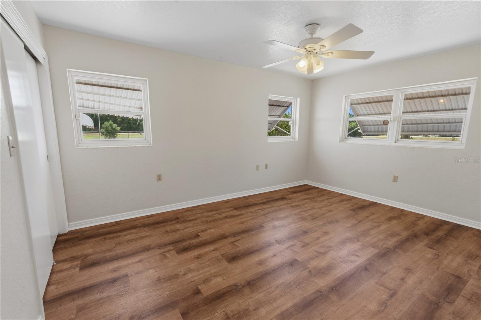 2425 BURNS AVE, LAKE WALES, FL, 33898