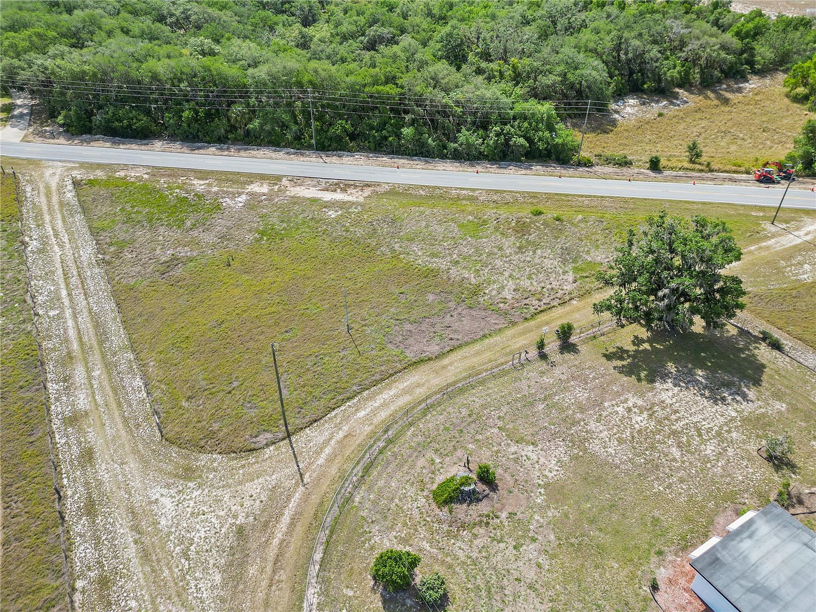 2425 BURNS AVE, LAKE WALES, FL, 33898