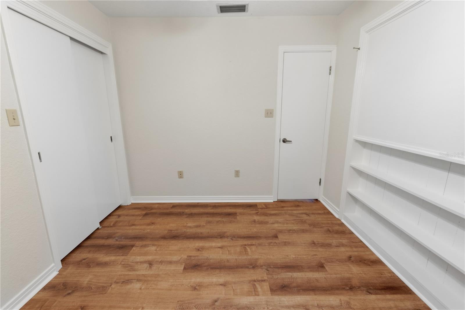 2425 BURNS AVE, LAKE WALES, FL, 33898