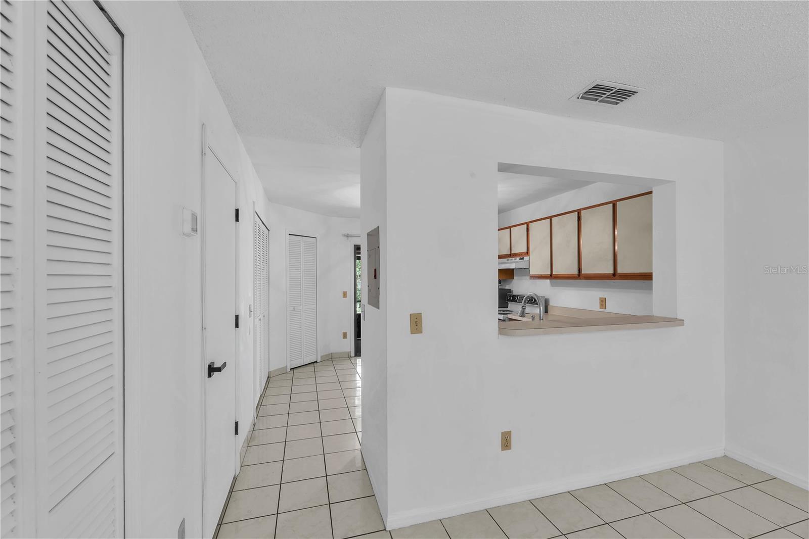 5100 BURCHETTE RD #1004, TAMPA, FL, 33647