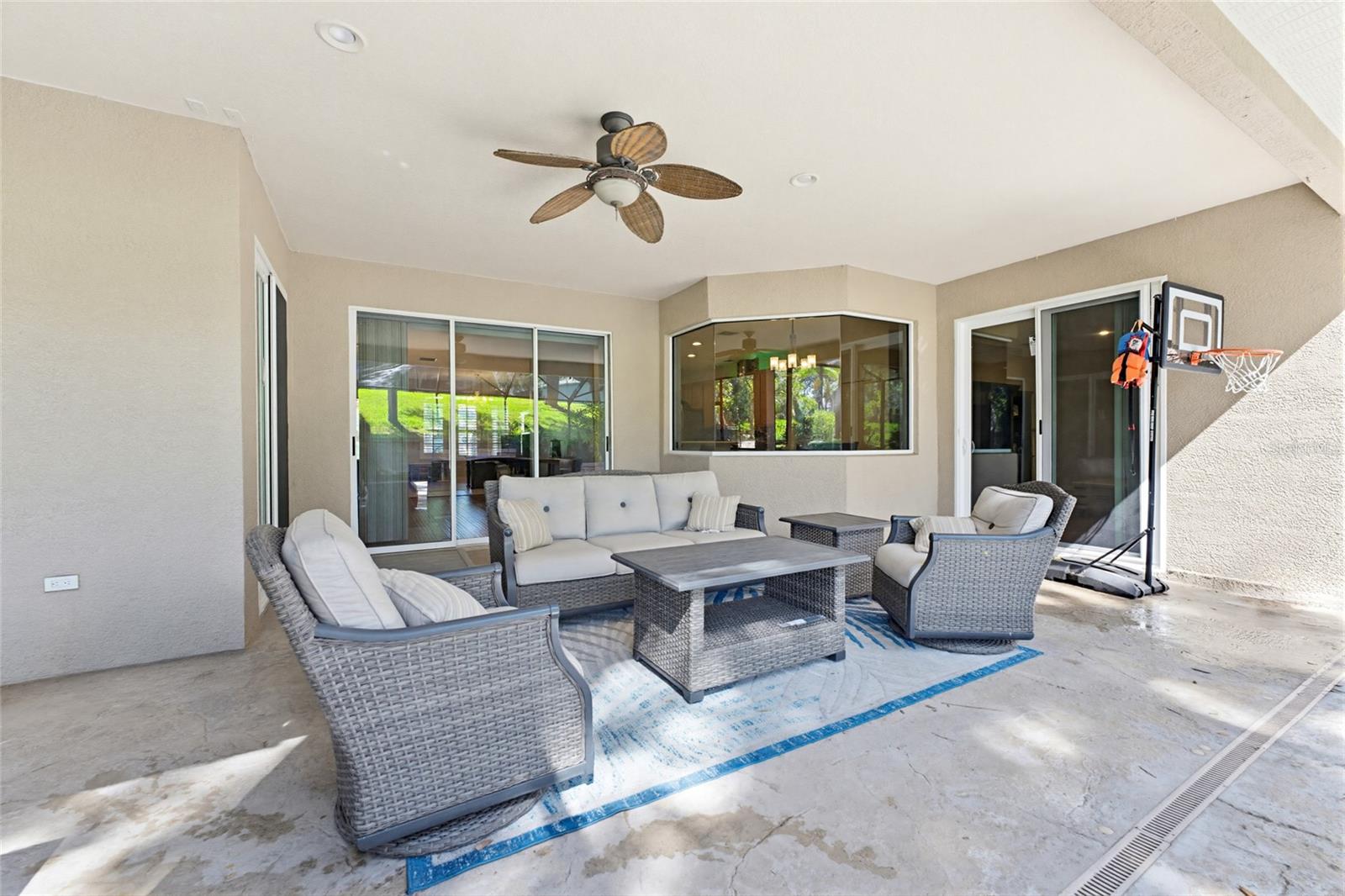 62 CAMELOT RIDGE DR, BRANDON, FL, 33511