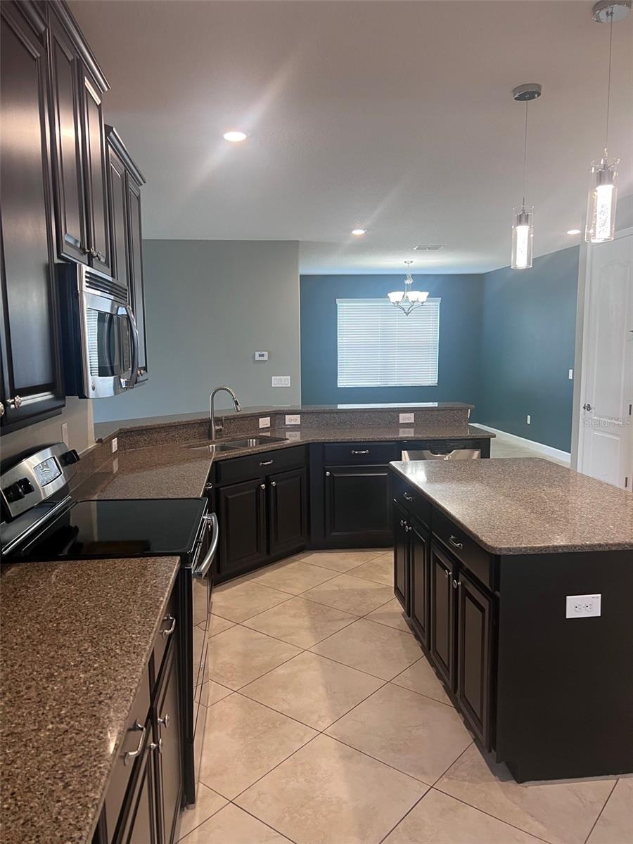 2502 CUMBERLAND CLIFF DR, RUSKIN, FL, 33570