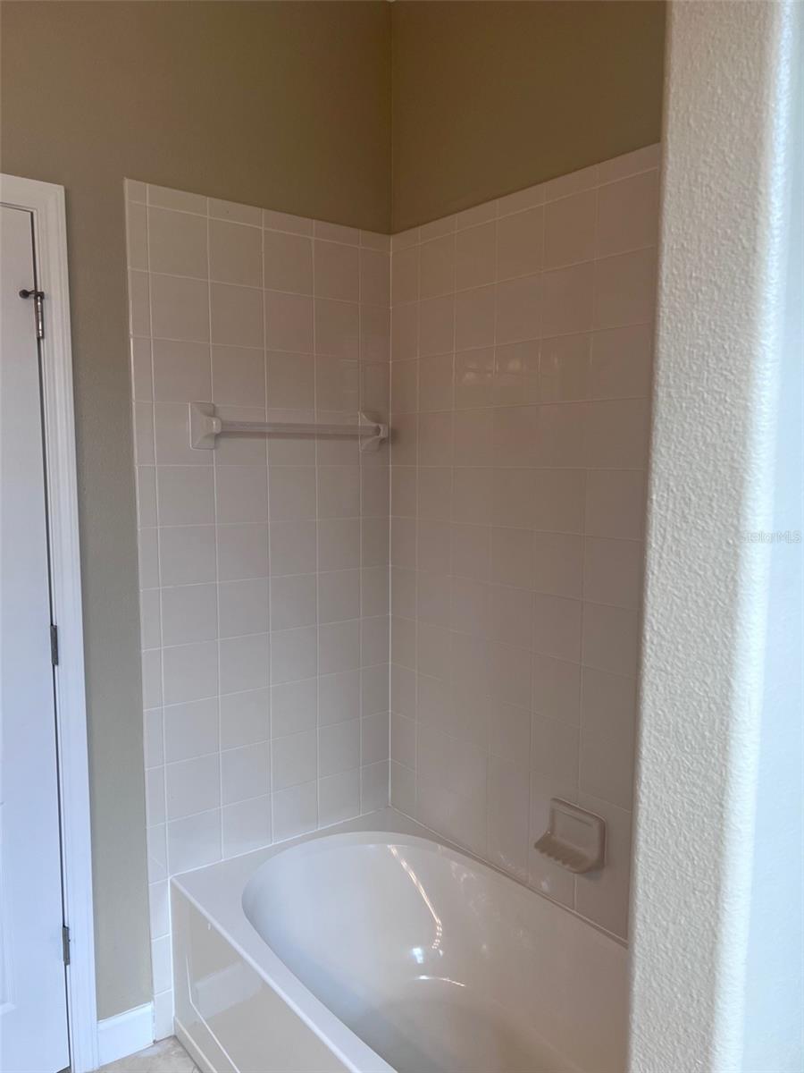 2502 CUMBERLAND CLIFF DR, RUSKIN, FL, 33570