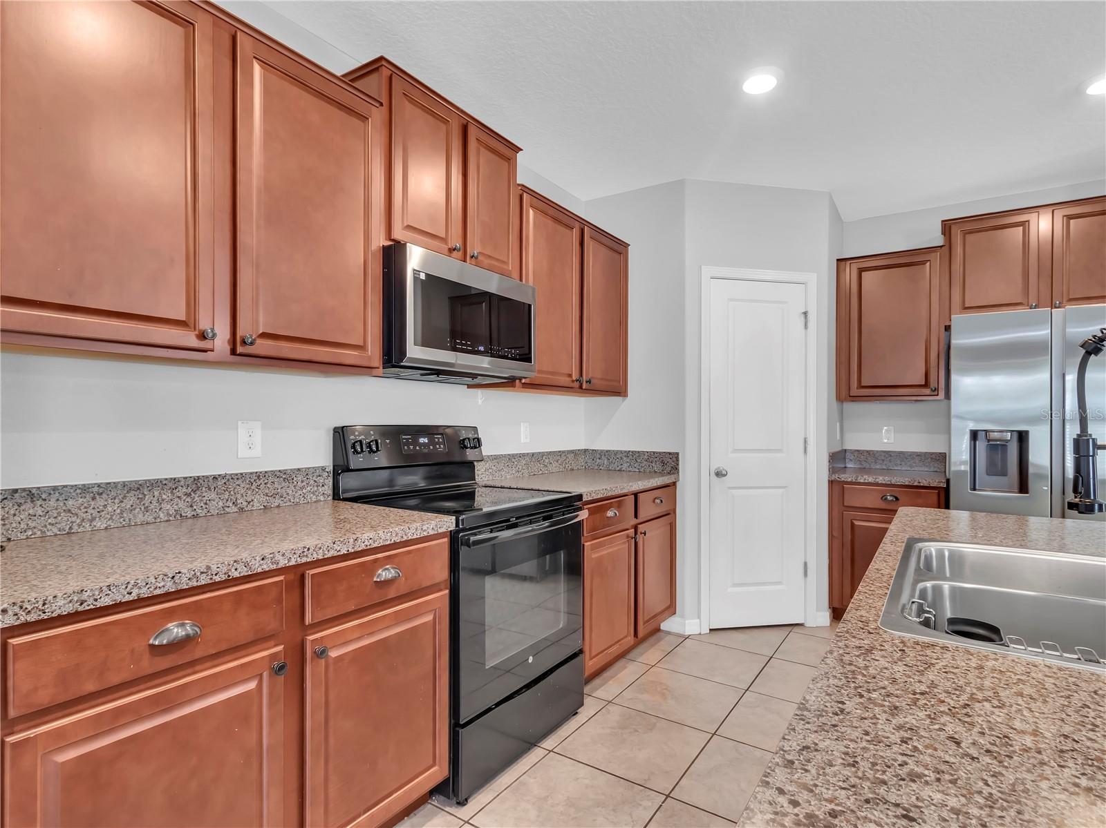 5025 BRICKWOOD RISE DR, WIMAUMA, FL, 33598