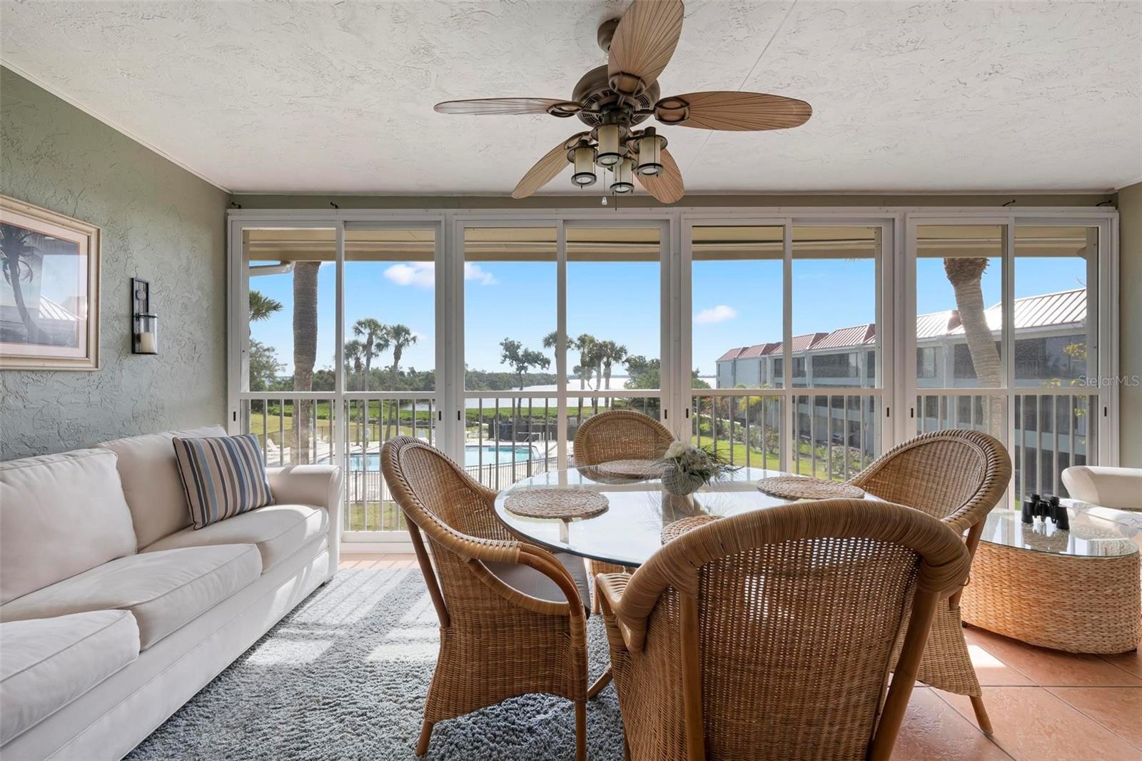 711 MANATEE AVE, HOLMES BEACH, FL, 34217