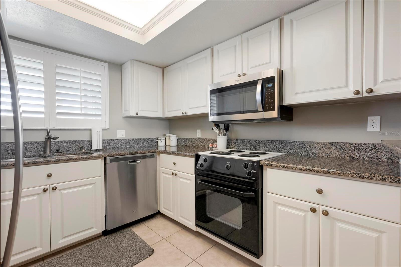 711 MANATEE AVE, HOLMES BEACH, FL, 34217
