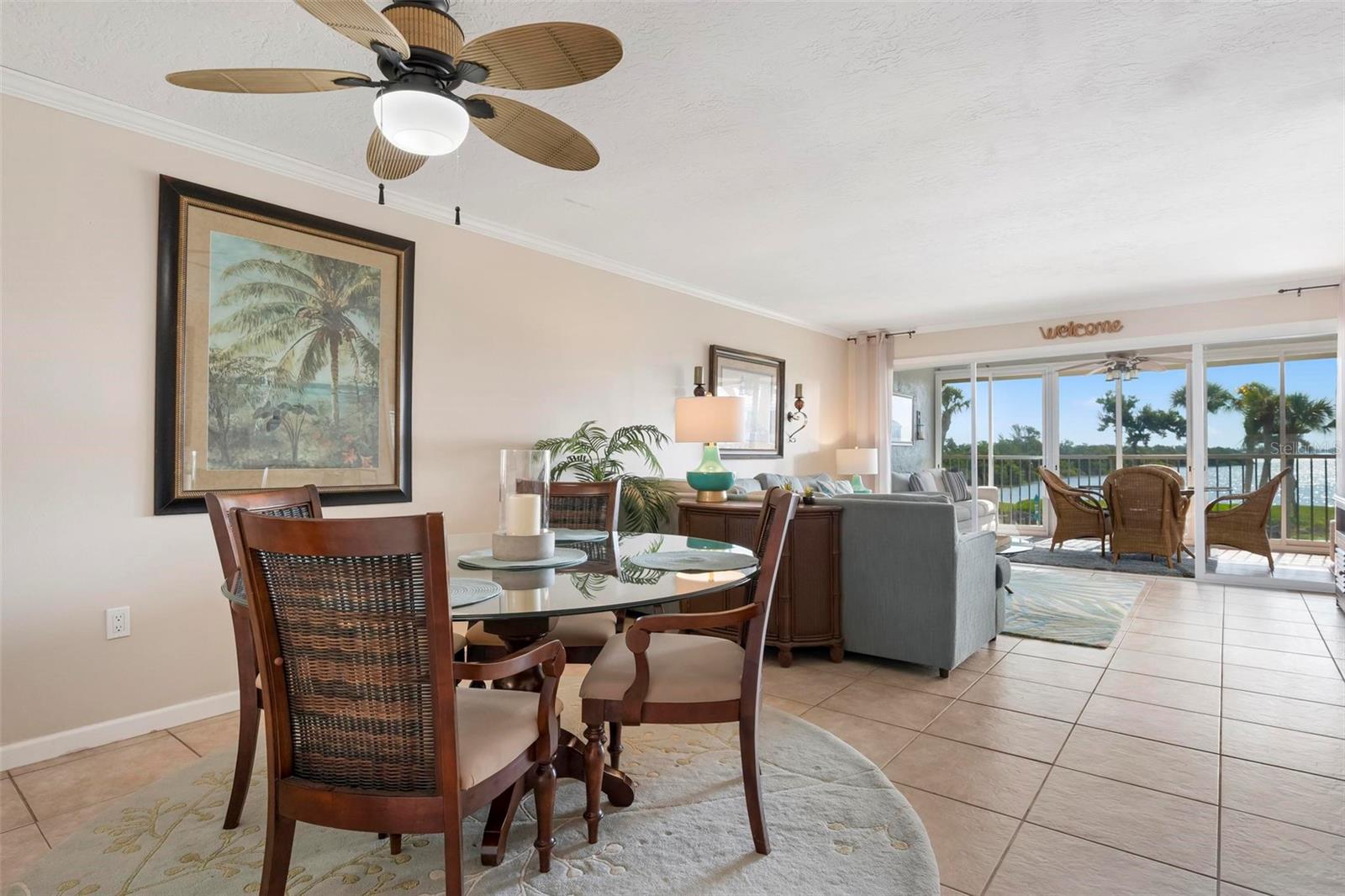 711 MANATEE AVE, HOLMES BEACH, FL, 34217