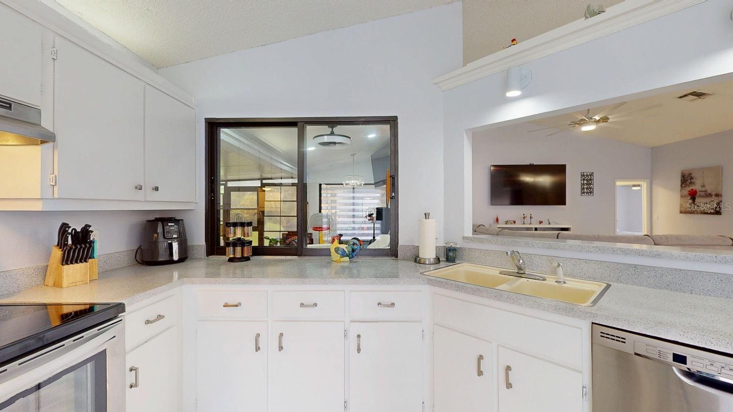 8141 GOLF CLUB CT, HUDSON, FL, 34667