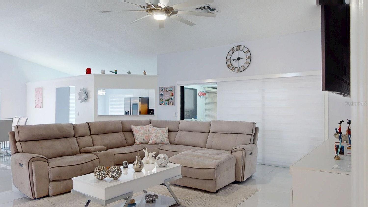 8141 GOLF CLUB CT, HUDSON, FL, 34667