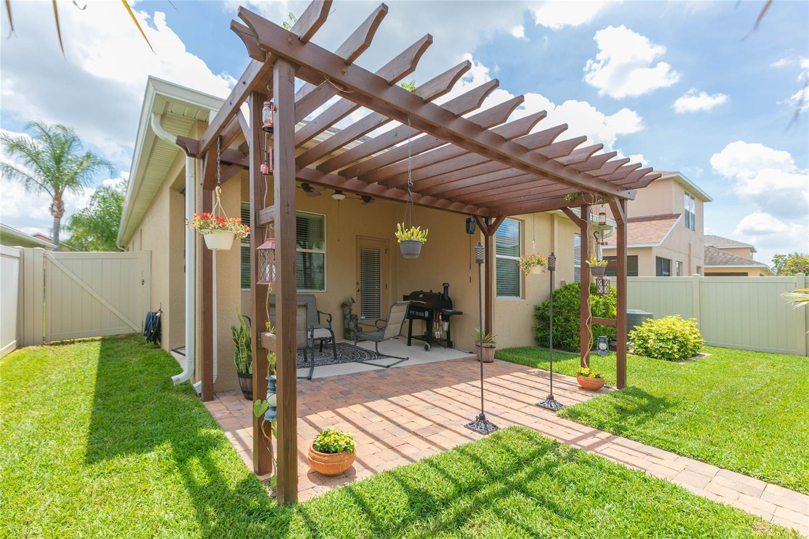 7017 FEATHER WOOD DR, SUN CITY CENTER, FL, 33573
