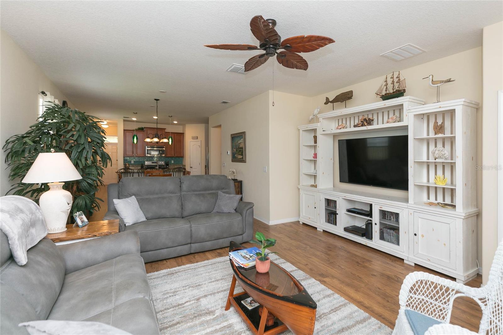7017 FEATHER WOOD DR, SUN CITY CENTER, FL, 33573