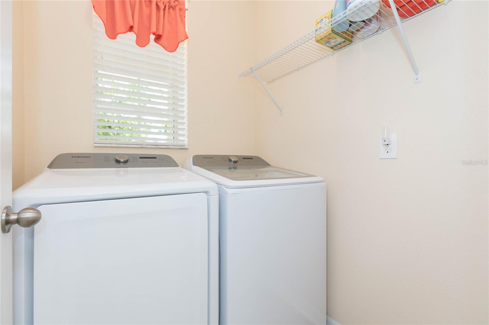7017 FEATHER WOOD DR, SUN CITY CENTER, FL, 33573