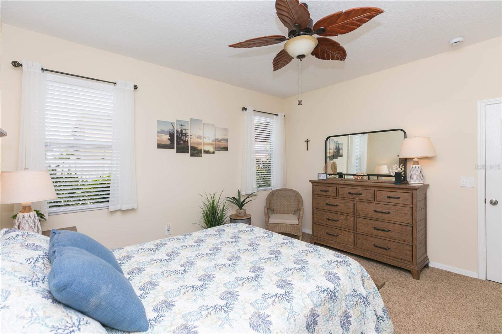 7017 FEATHER WOOD DR, SUN CITY CENTER, FL, 33573