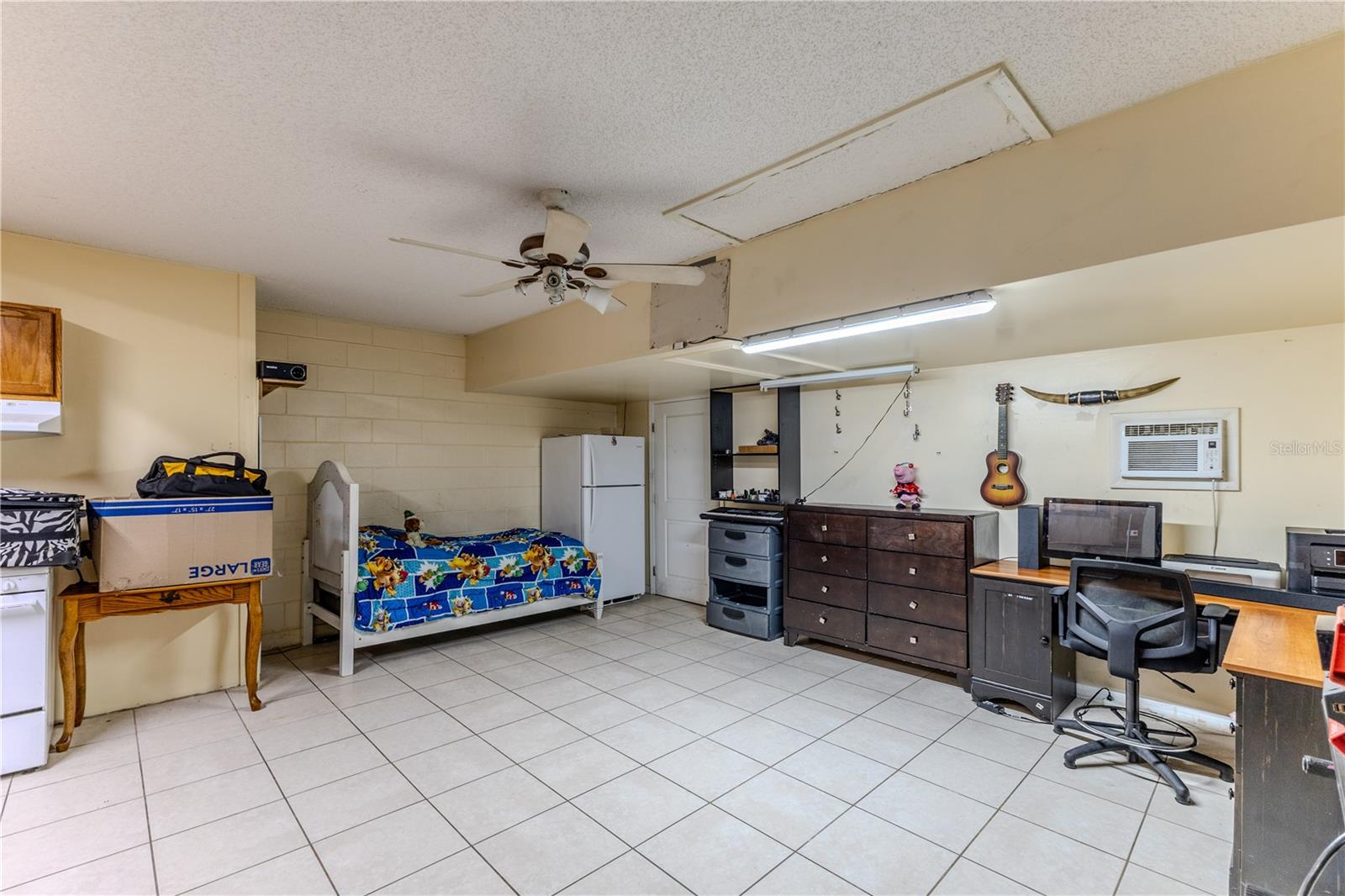 1240 CLARION CIR, DELTONA, FL, 32738