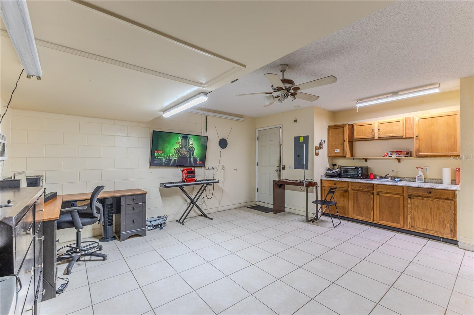 1240 CLARION CIR, DELTONA, FL, 32738