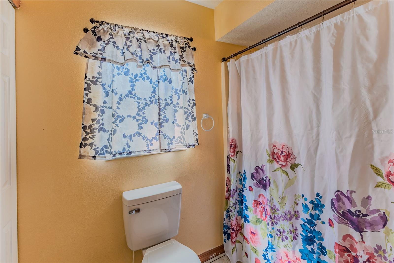 1240 CLARION CIR, DELTONA, FL, 32738