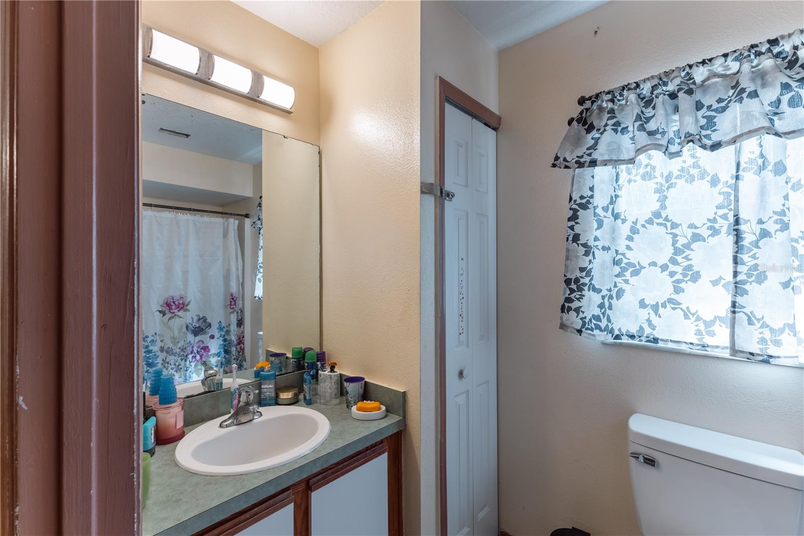 1240 CLARION CIR, DELTONA, FL, 32738