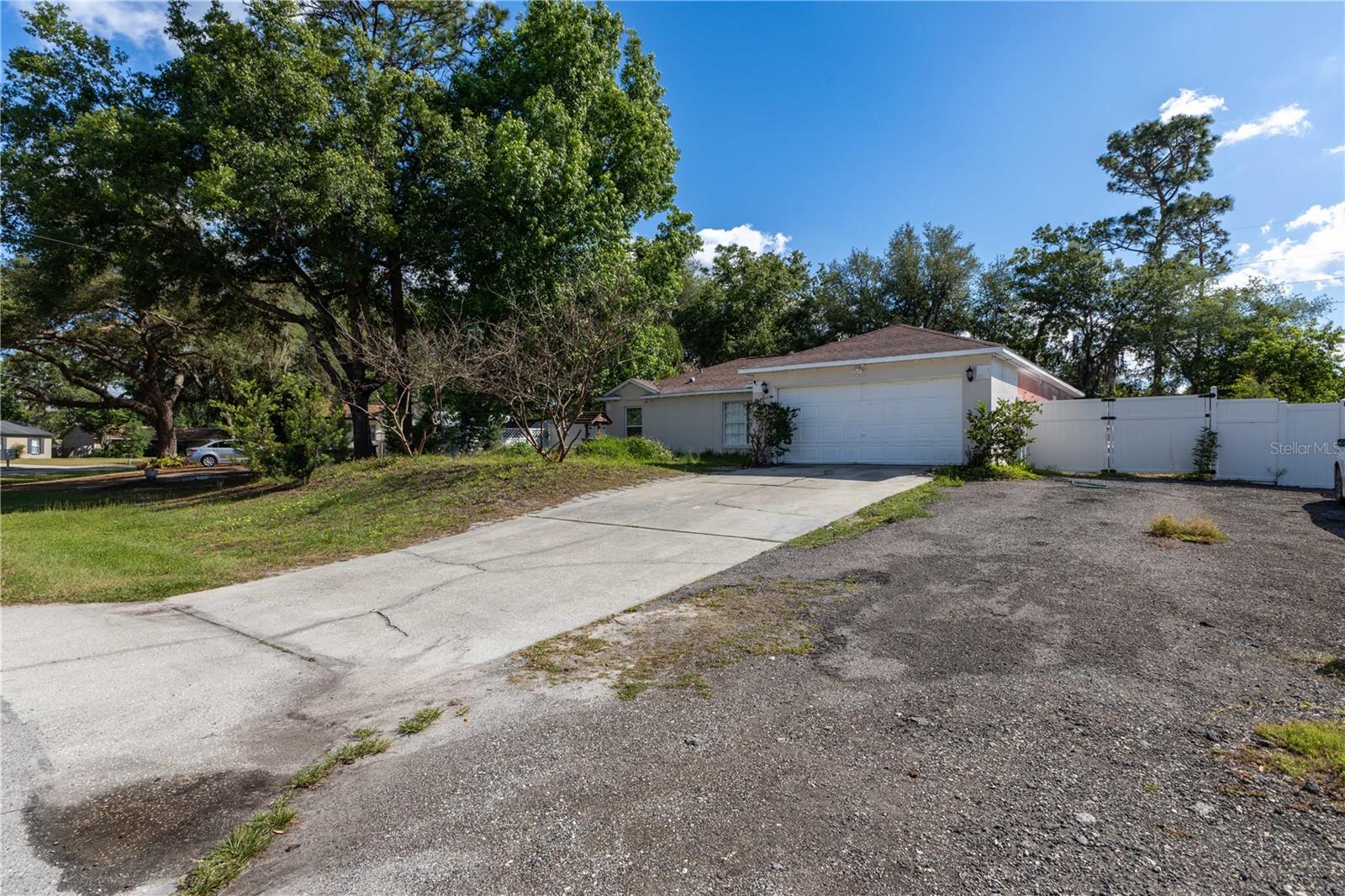 1240 CLARION CIR, DELTONA, FL, 32738