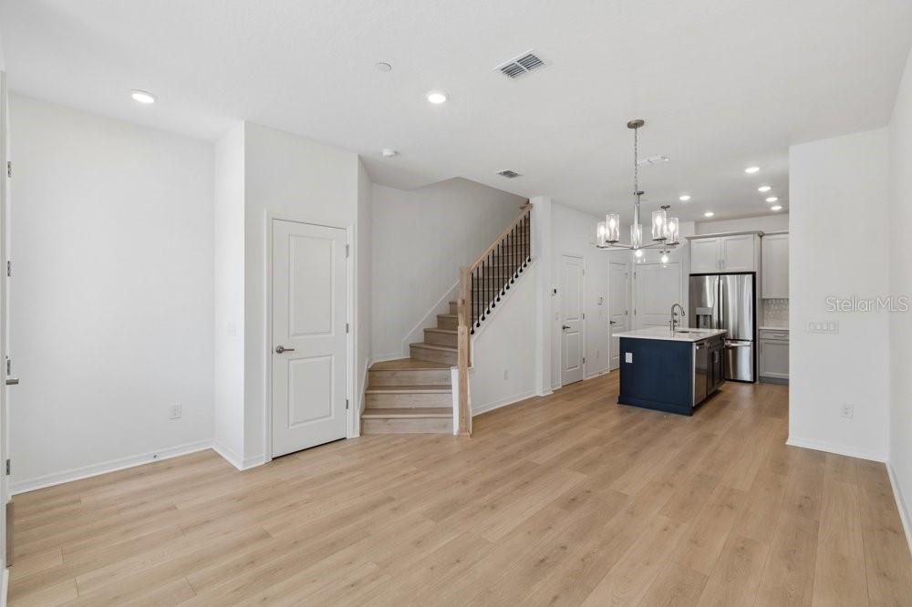 4345 ROUSH AVE, ORLANDO, FL, 32803