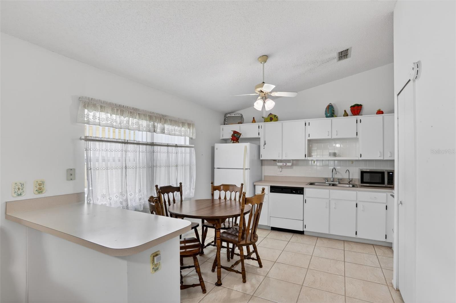 1956 GARWOOD DR, ORLANDO, FL, 32822