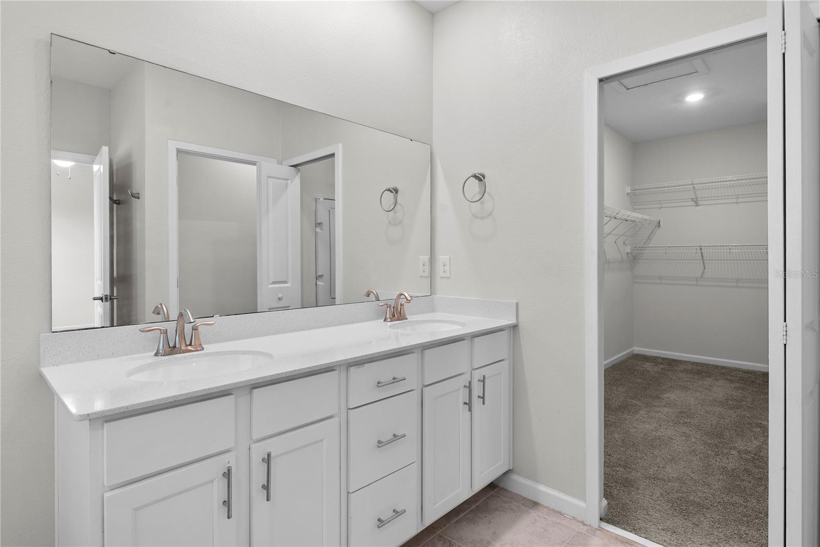 9812 RED EAGLE DR, ORLANDO, FL, 32825