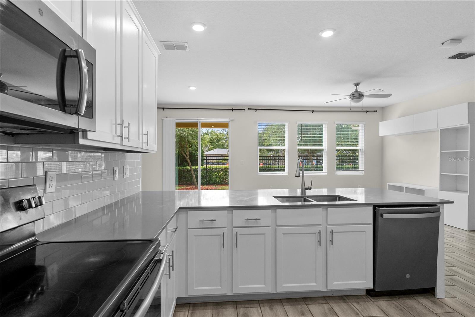 9812 RED EAGLE DR, ORLANDO, FL, 32825