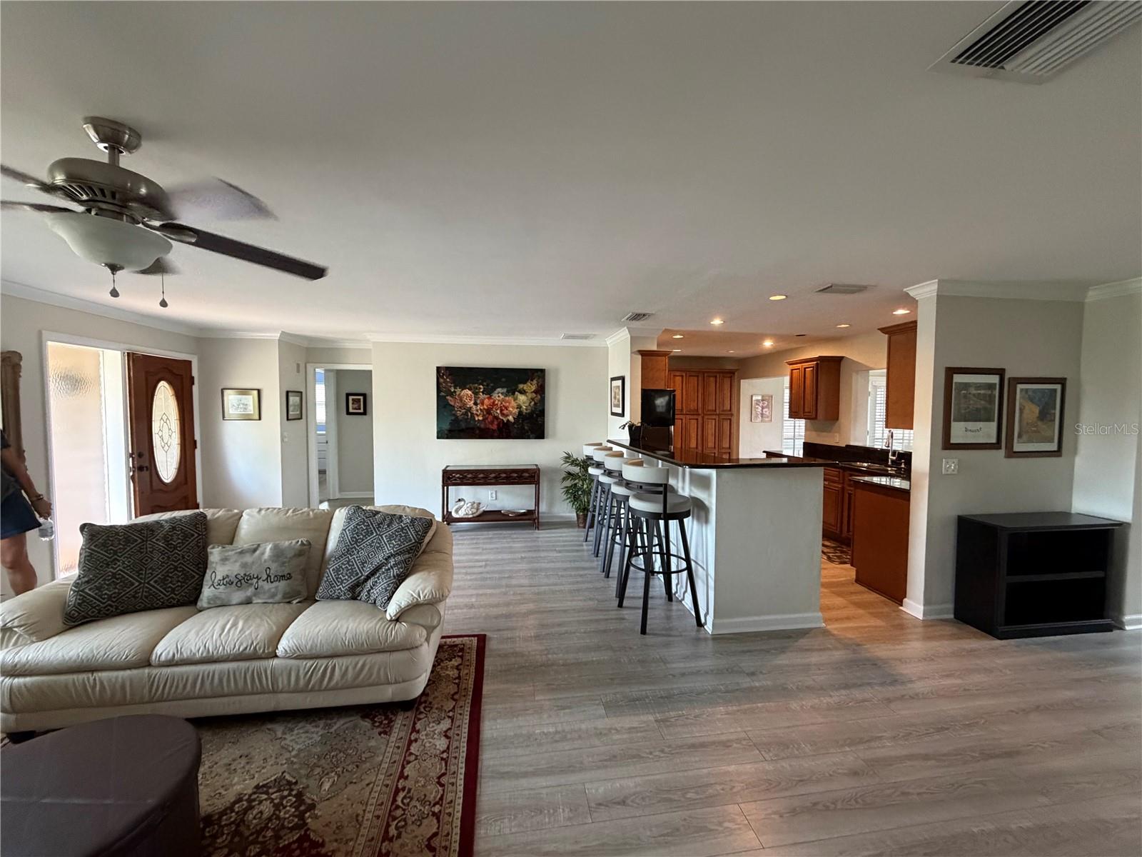 546 GERSHWIN DR, LARGO, FL, 33771