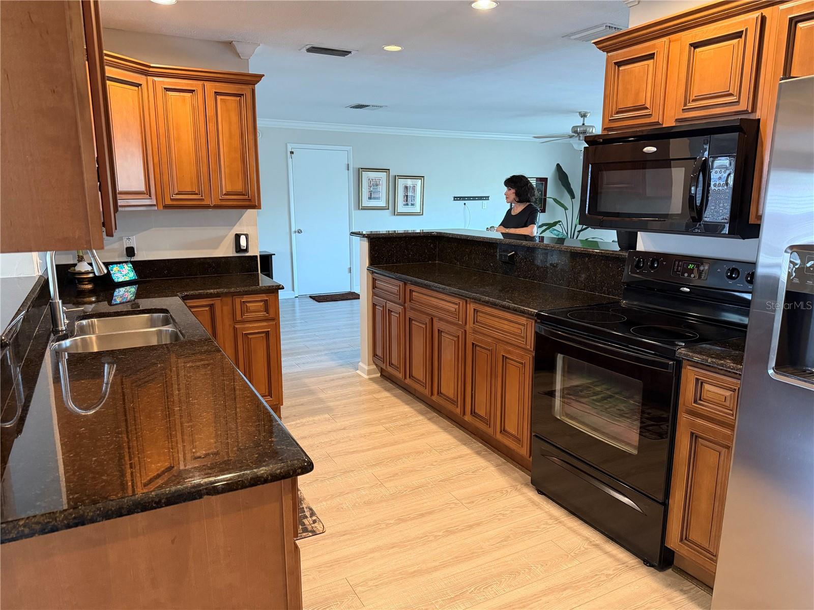 546 GERSHWIN DR, LARGO, FL, 33771