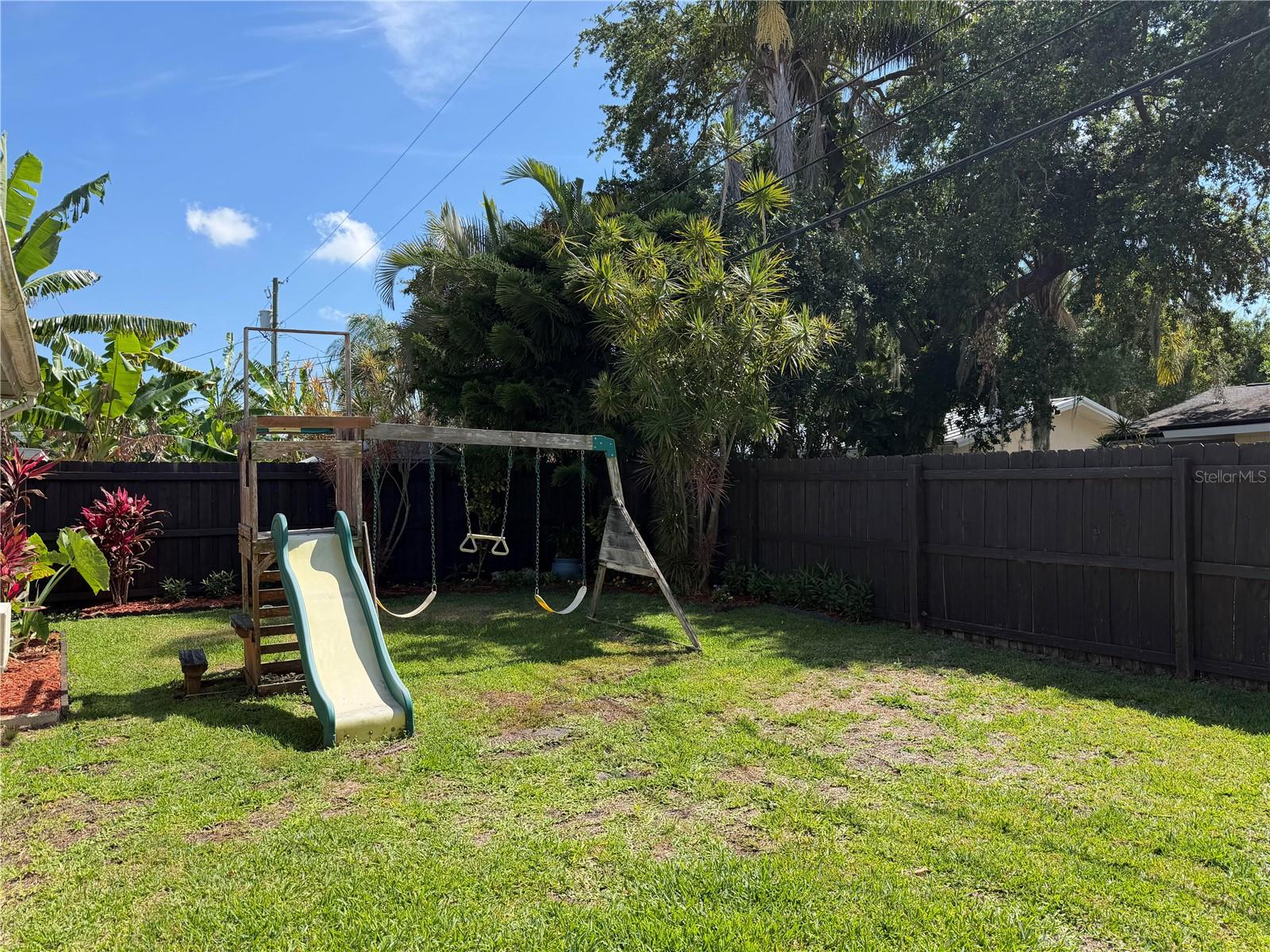 546 GERSHWIN DR, LARGO, FL, 33771