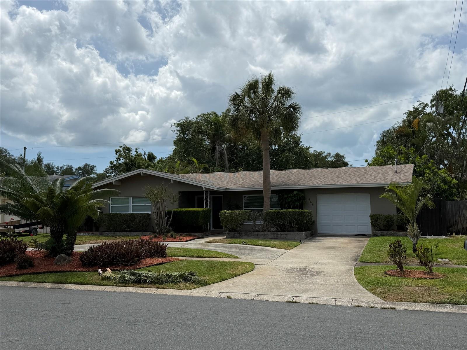 546 GERSHWIN DR, LARGO, FL, 33771