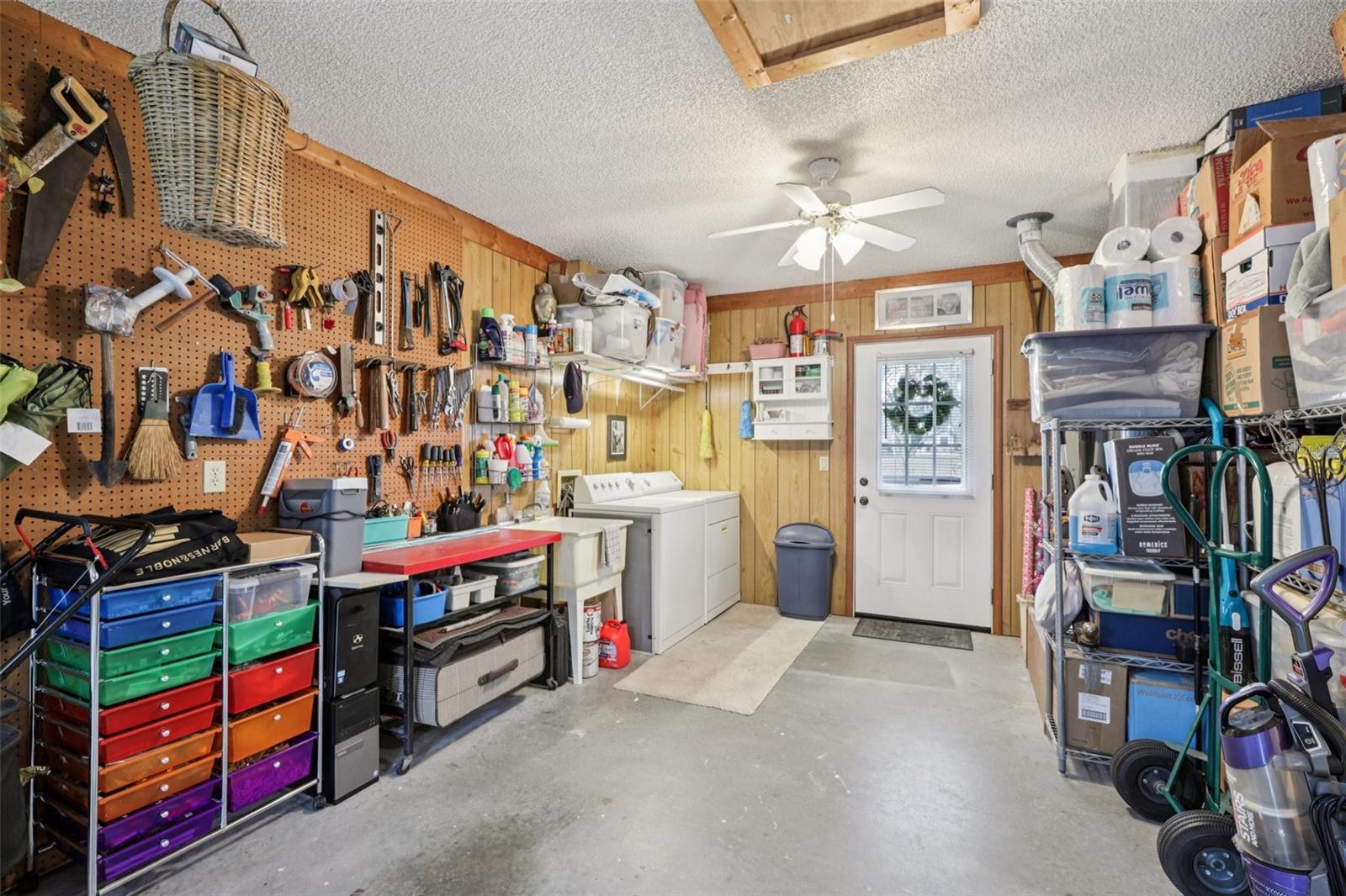 1625 NEW ABBEY AVE, LEESBURG, FL, 34788