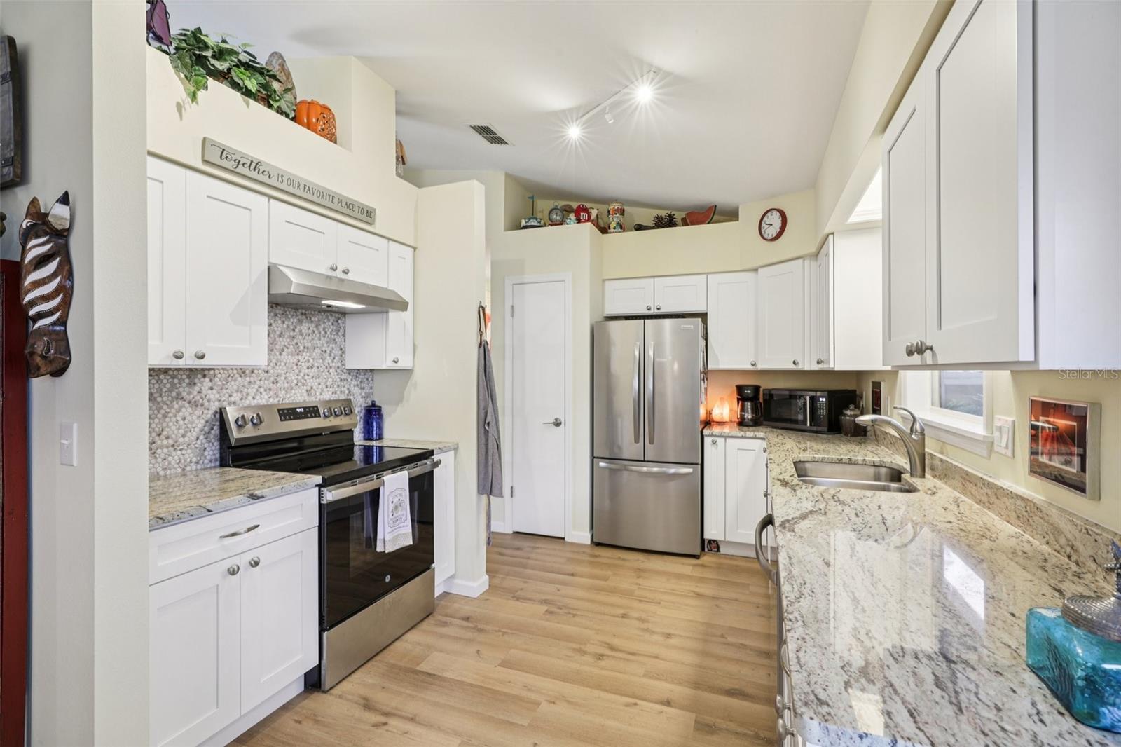 1625 NEW ABBEY AVE, LEESBURG, FL, 34788