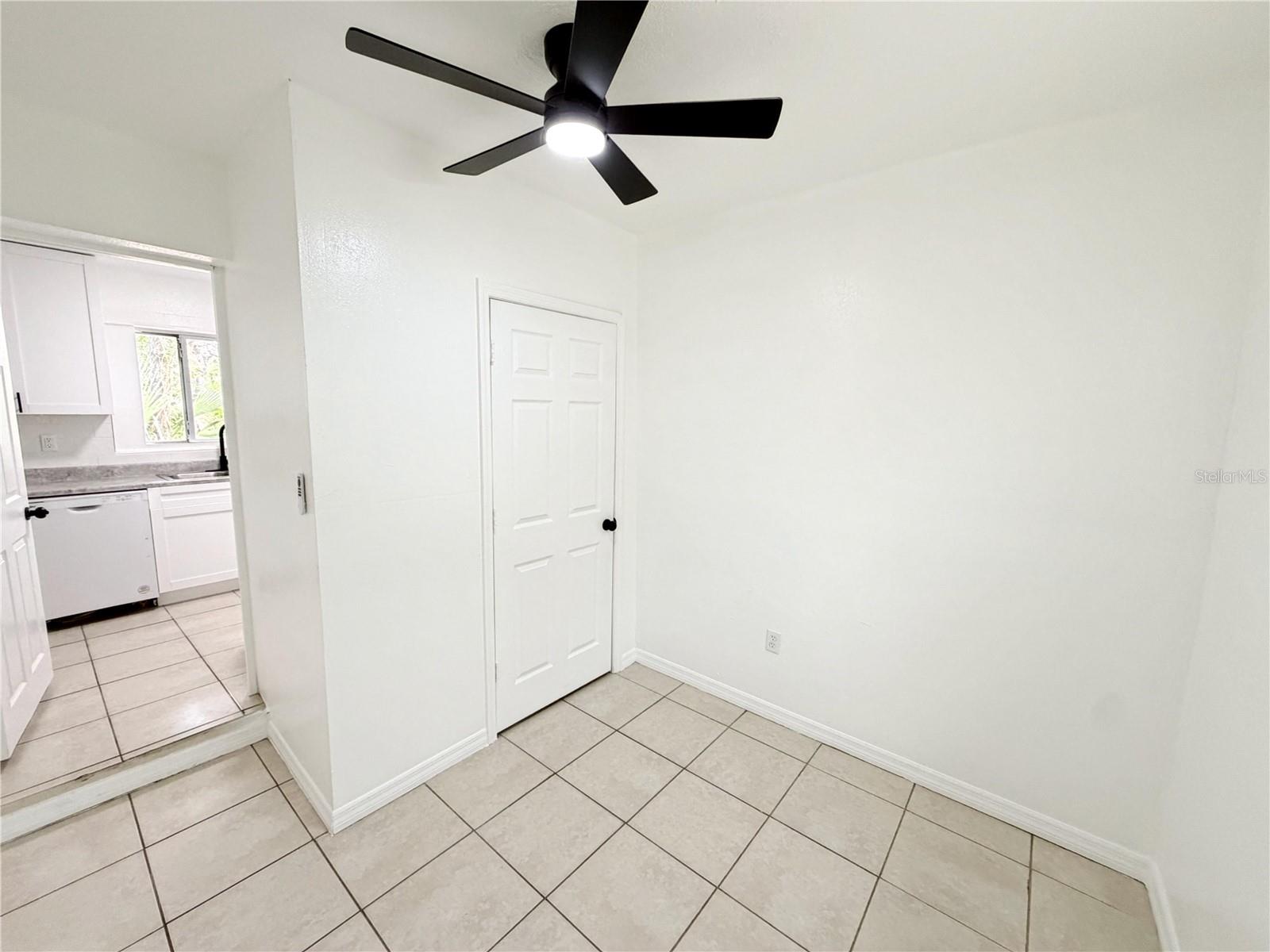 3916 E GENESEE ST, TAMPA, FL, 33610