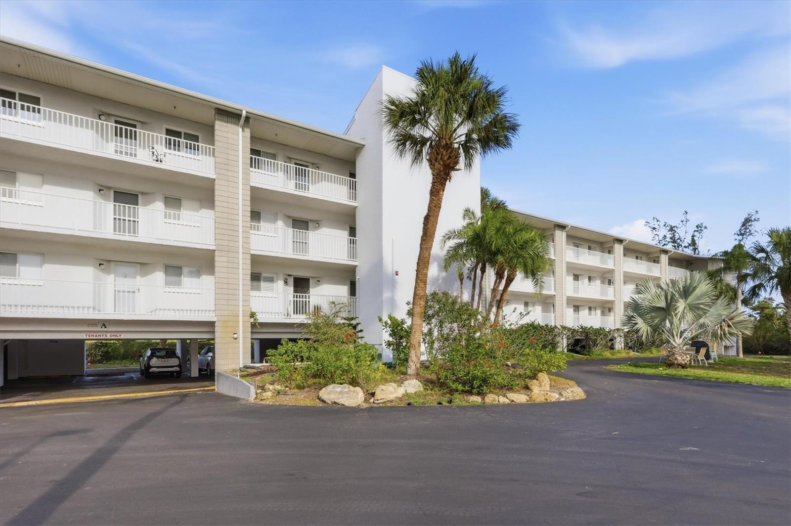 1401 S MCCALL RD #303A, ENGLEWOOD, FL, 34223
