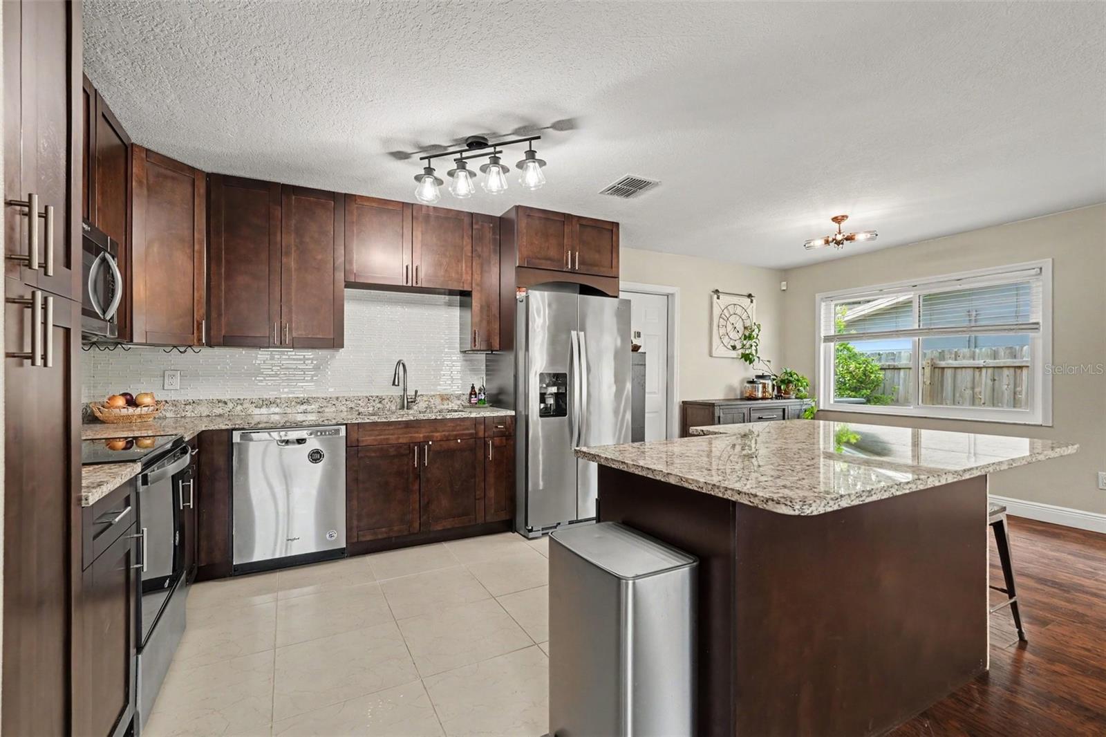 2209 SHERBROOK DR, VALRICO, FL, 33594
