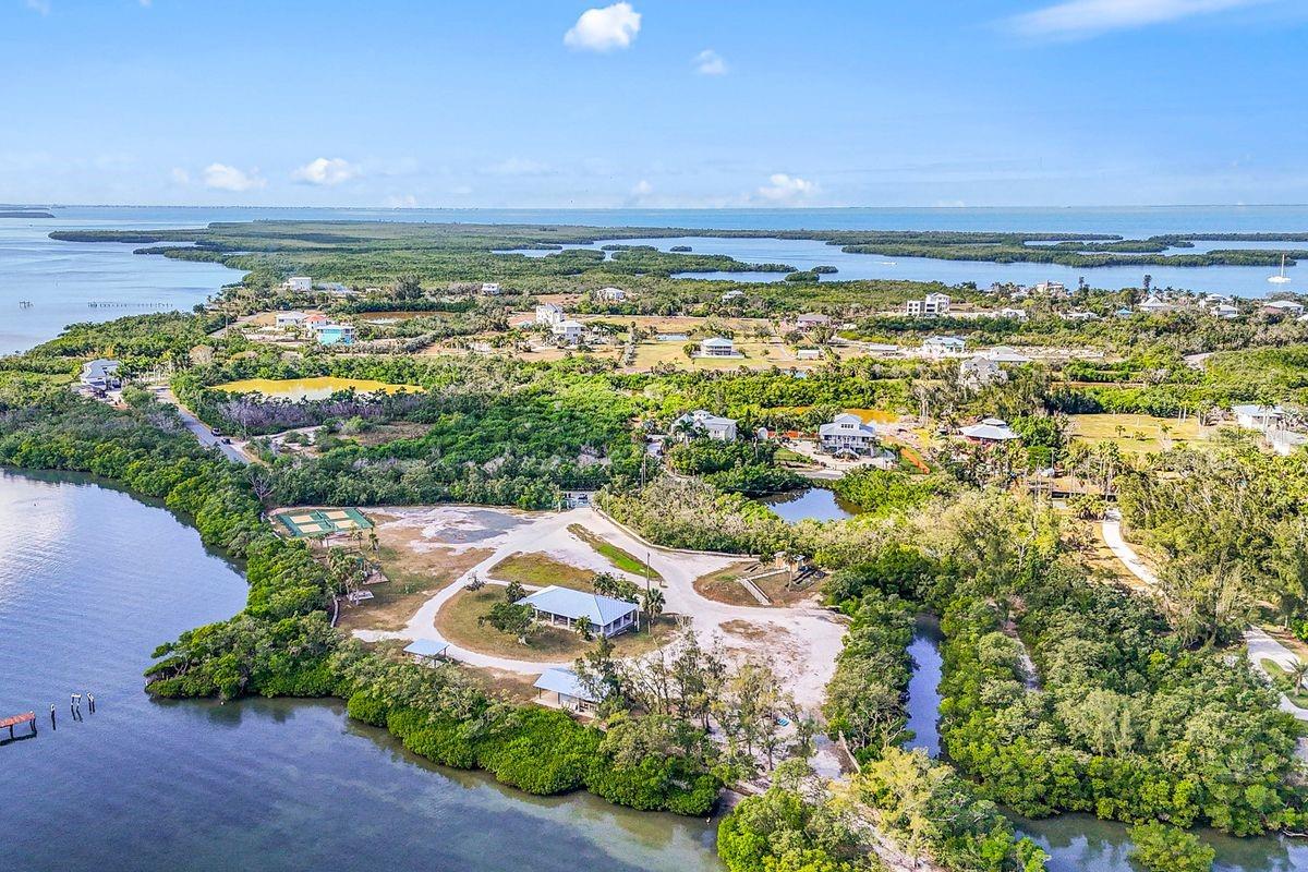 27 MICHIANA DR, TERRA CEIA, FL, 34250