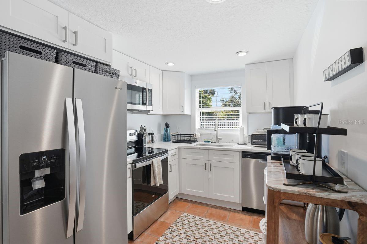27 MICHIANA DR, TERRA CEIA, FL, 34250