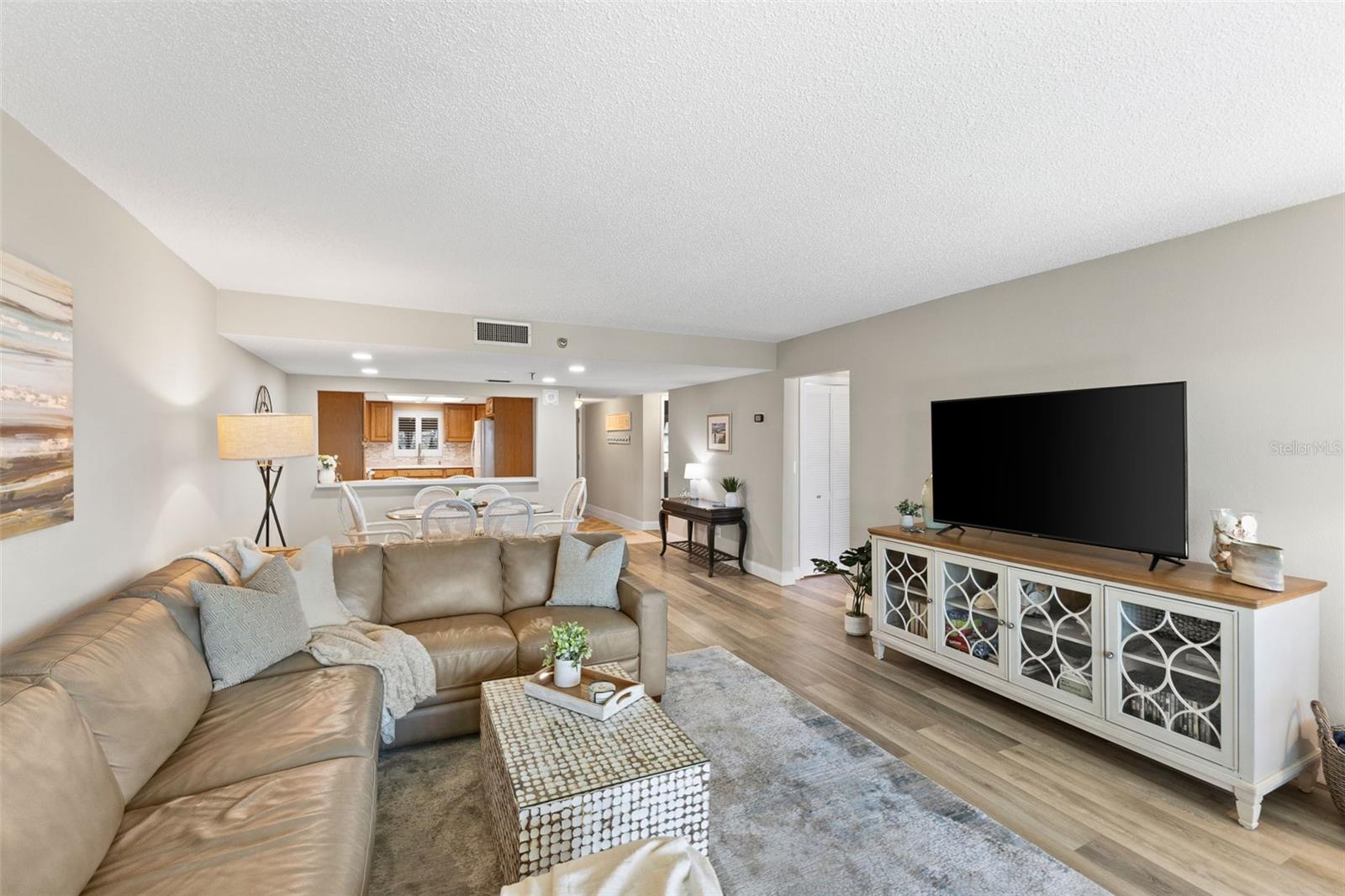 900 GULF BLVD #104, INDIAN ROCKS BEACH, FL, 33785